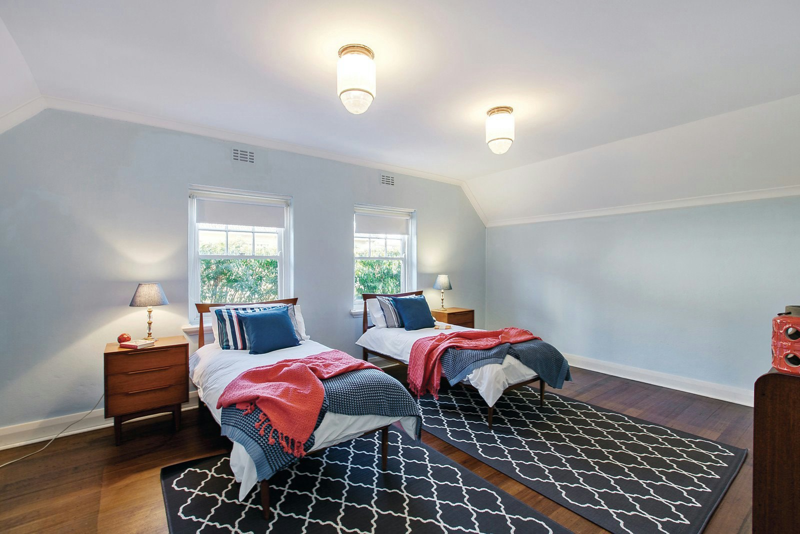 2 Tregarron Avenue, Kew, VIC