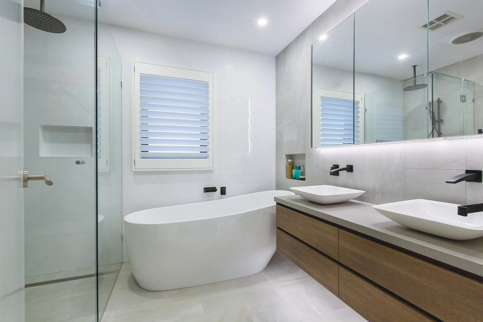 144 Ashburn Grove, Ashburton, VIC