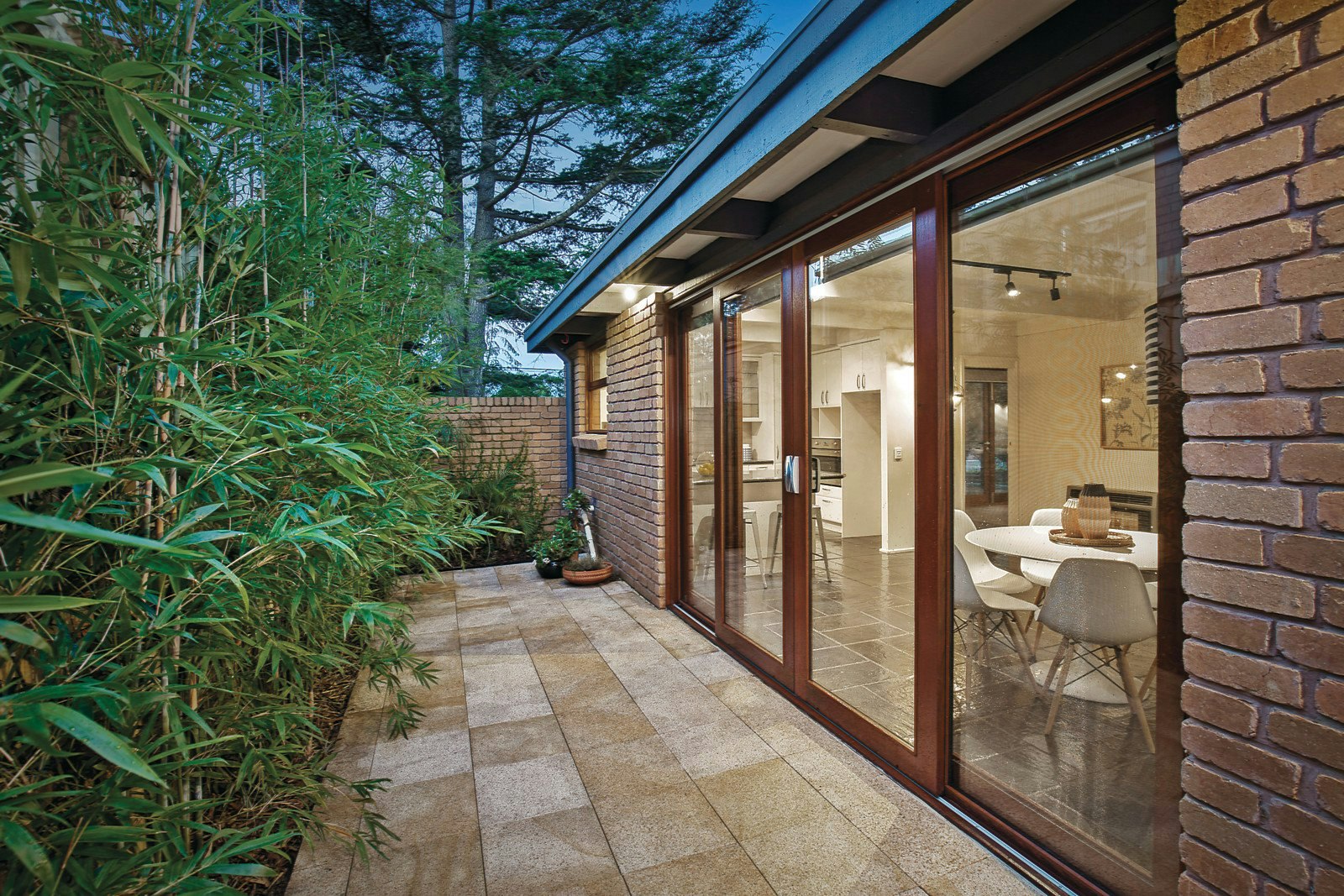 27 Sixth Avenue, Burwood, VIC