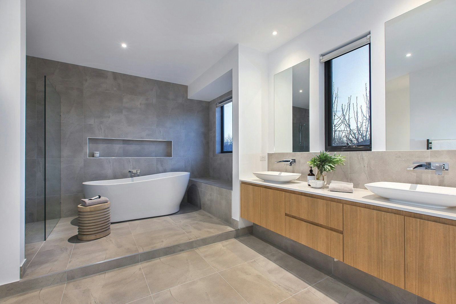 2 Netherlee Street, Glen Iris, VIC