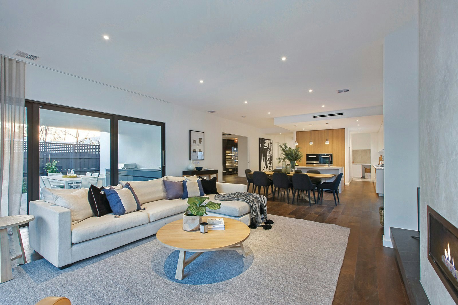 2 Netherlee Street, Glen Iris, VIC