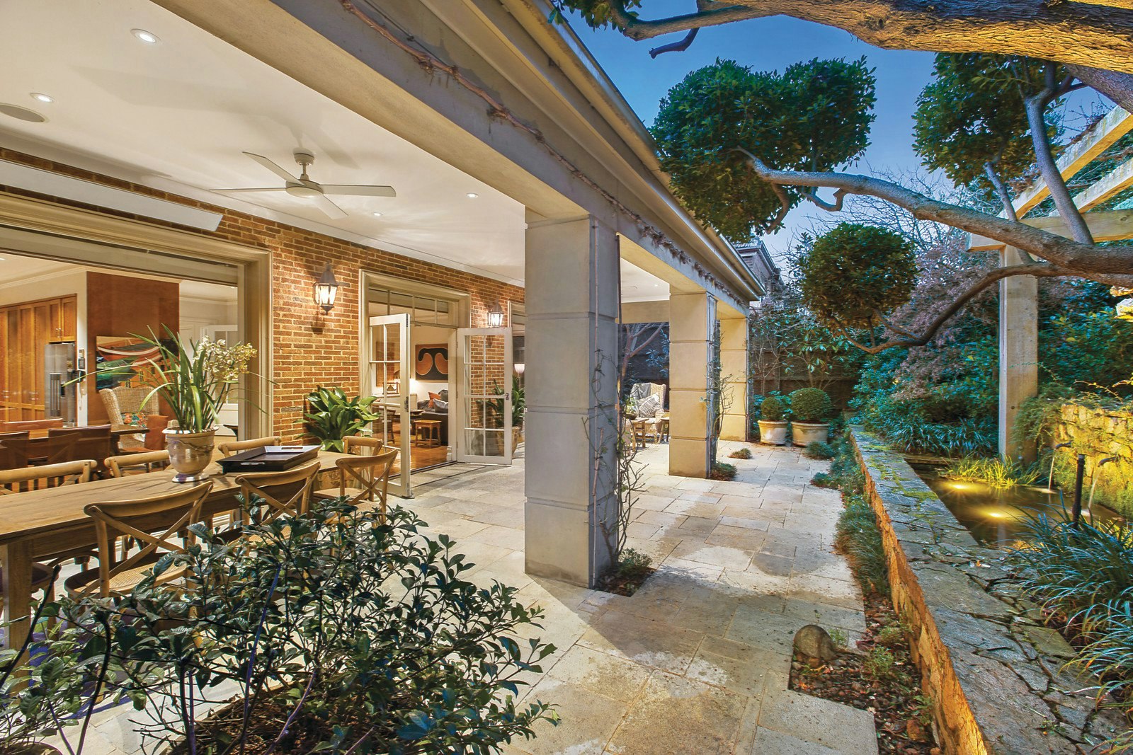 9 Avalon Road, Armadale, VIC