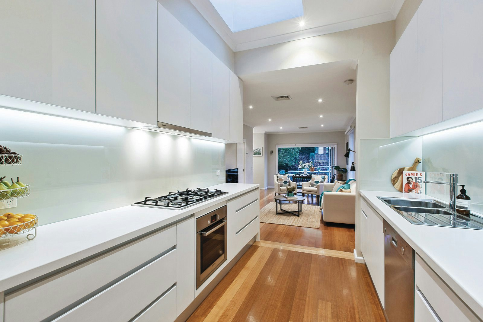 14 Chaleyer Street, Glen Iris, VIC