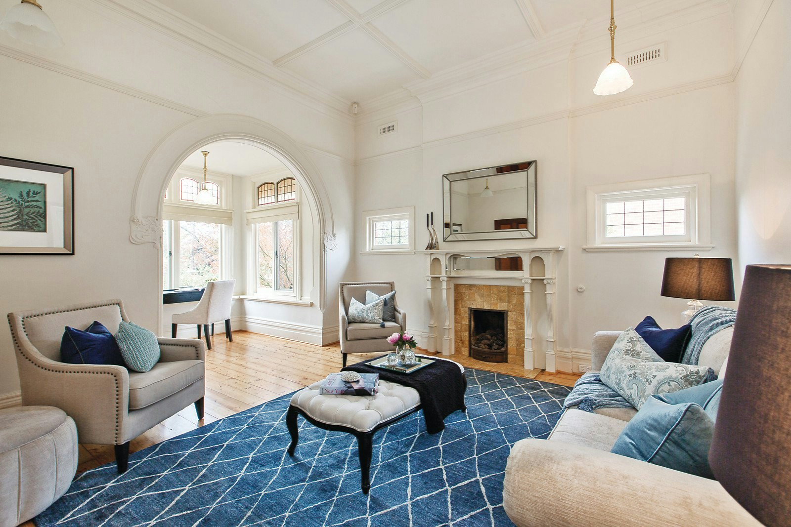 1 Balwyn Road, Canterbury, VIC