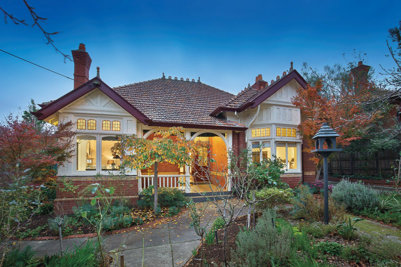 1 Balwyn Road, Canterbury, VIC
