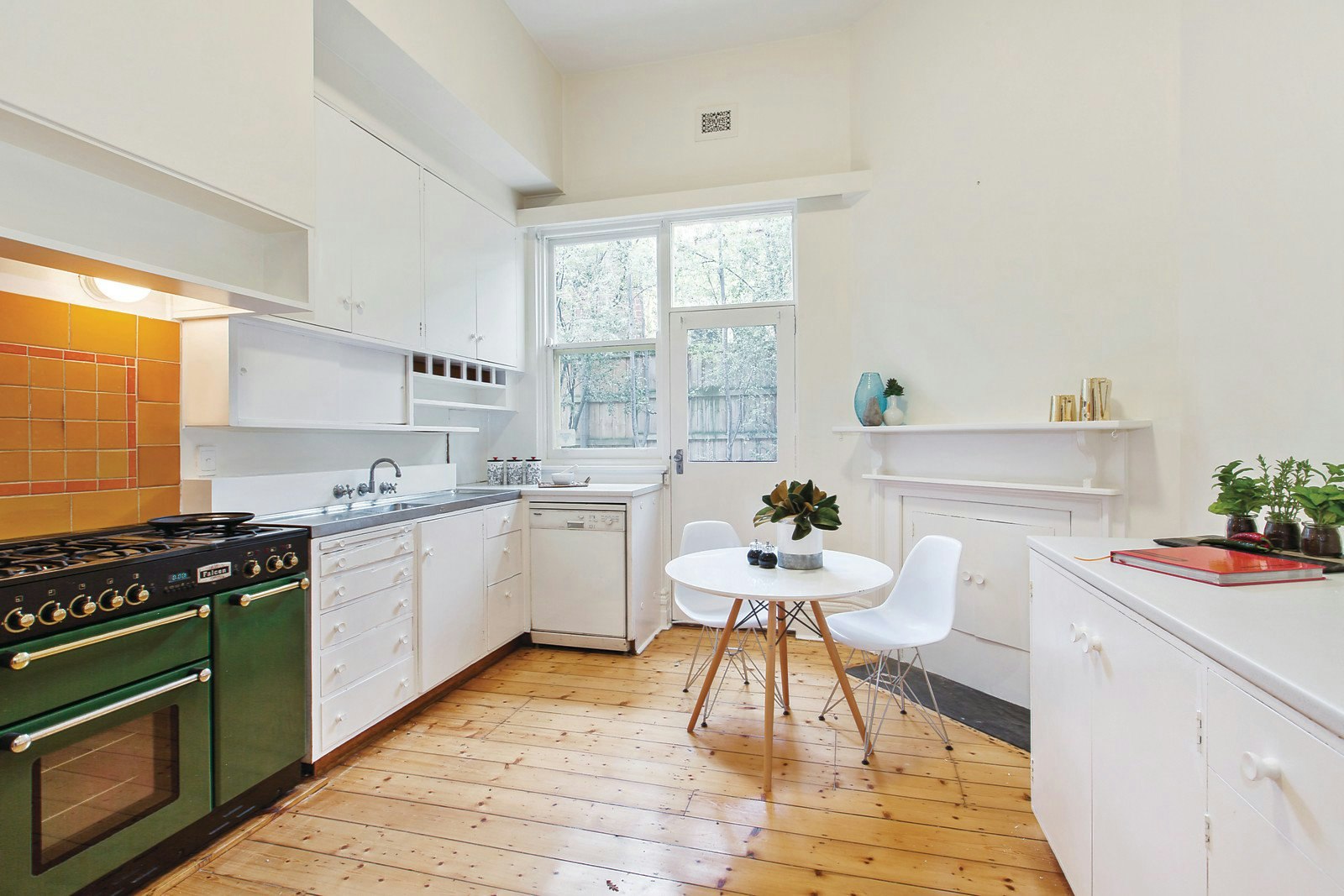 1 Balwyn Road, Canterbury, VIC