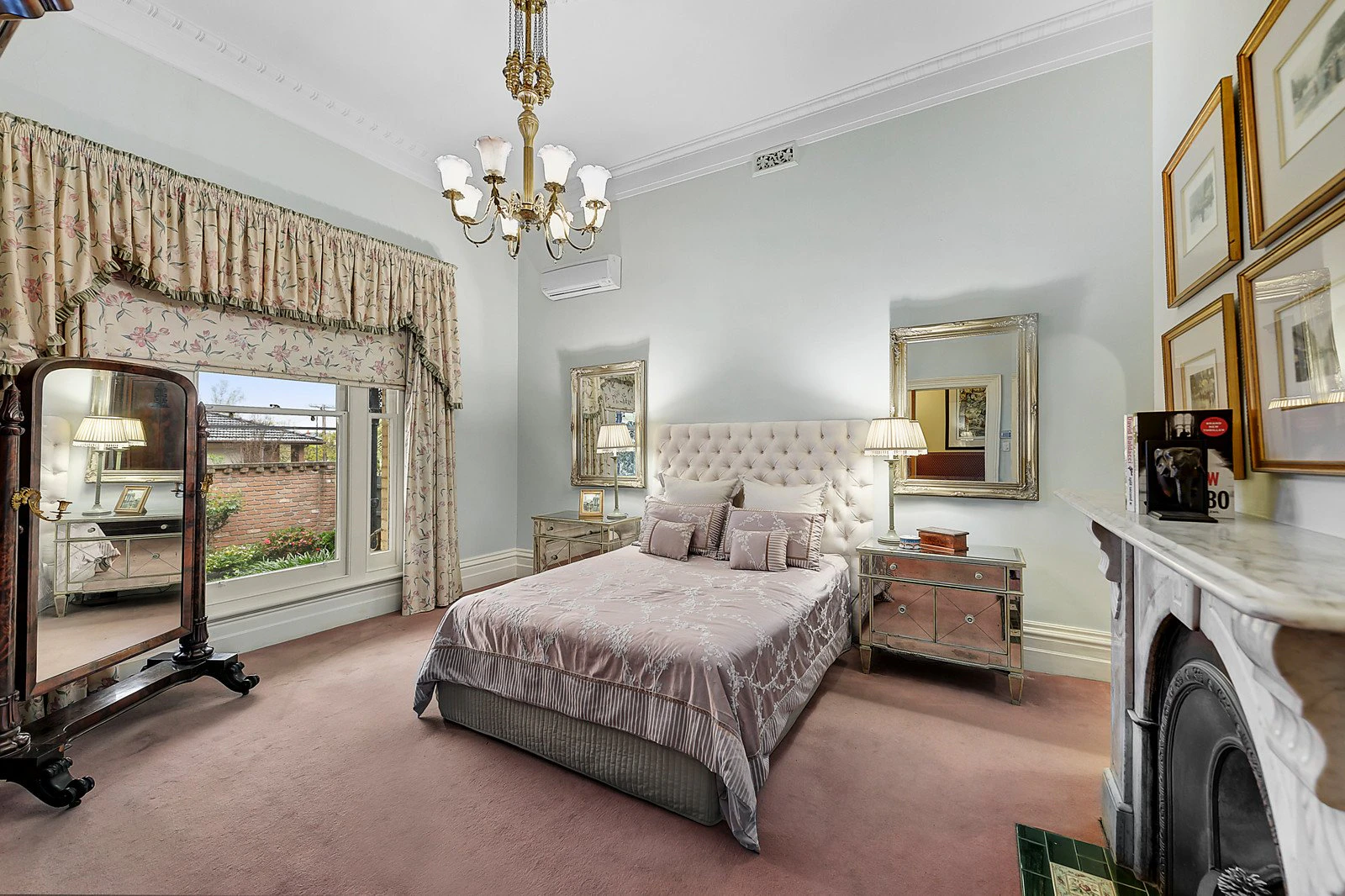 37 Fernhurst Grove, Kew, VIC
