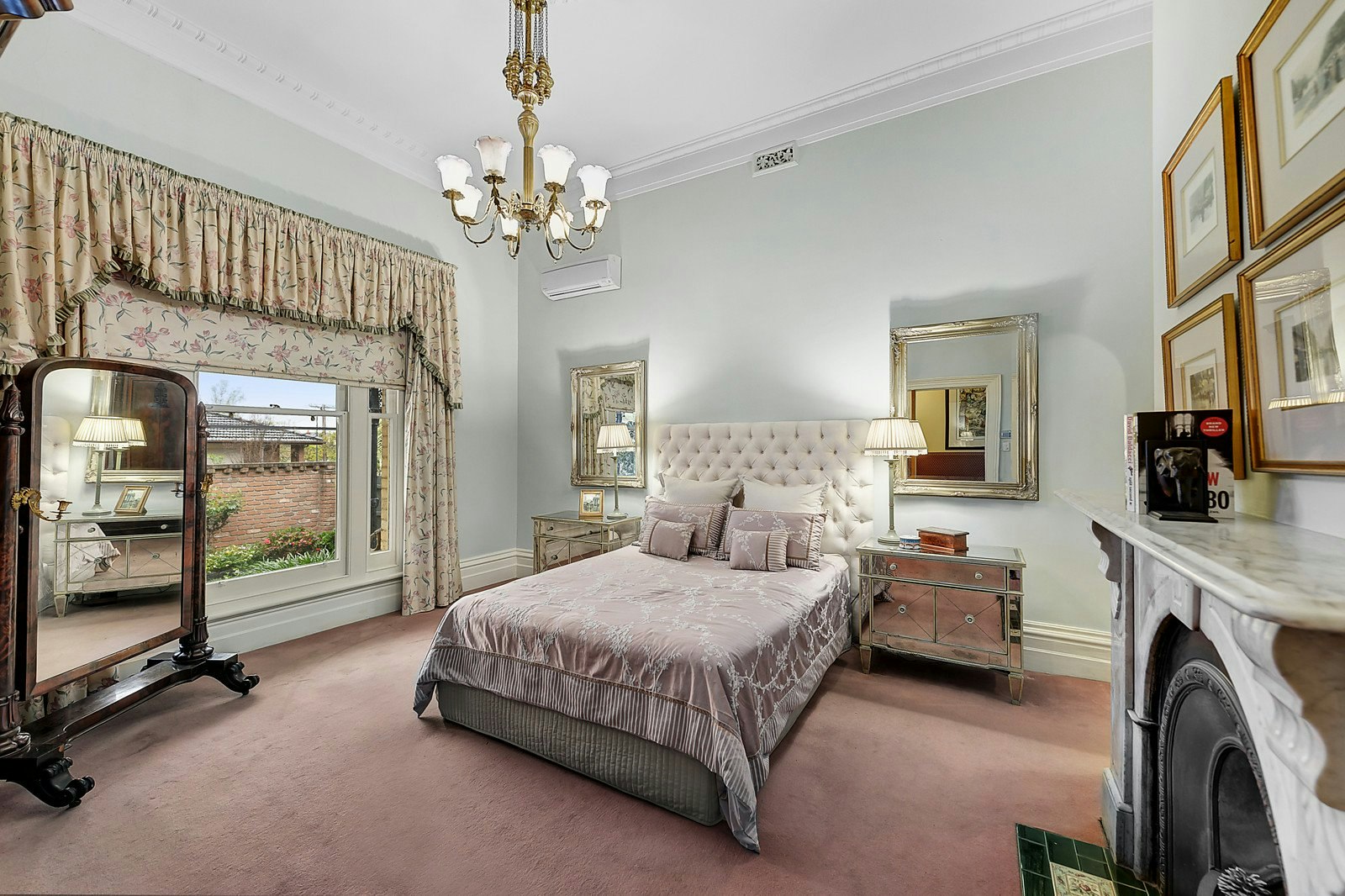 37 Fernhurst Grove, Kew, VIC