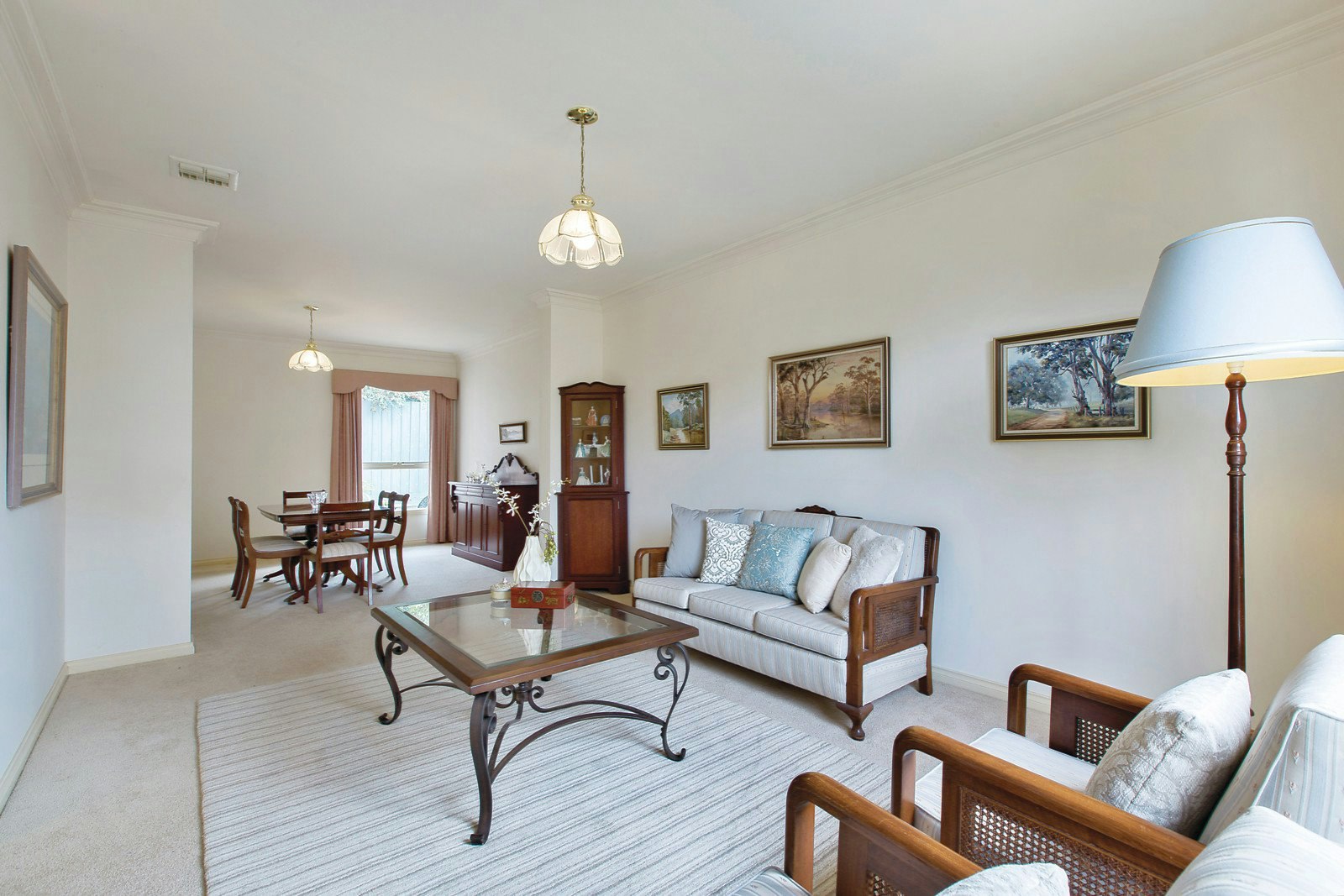 2/99 Strabane Avenue, Balwyn, VIC