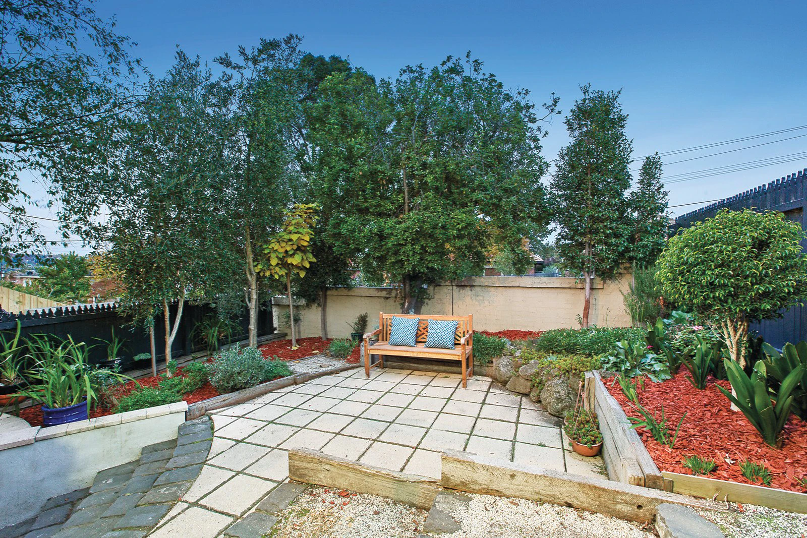 1/243 Burke Road, Glen Iris, VIC