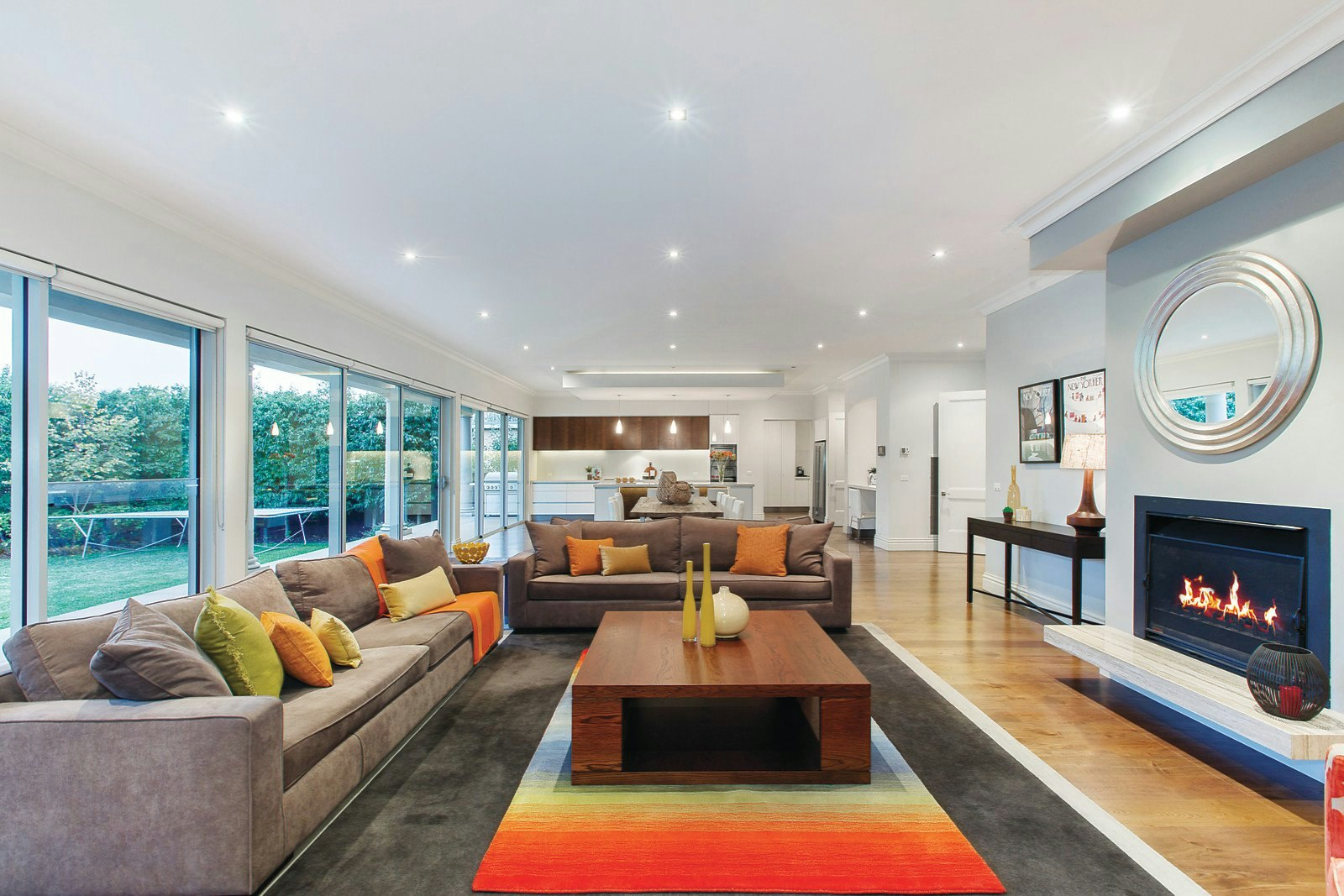 18 Wandsworth Road, Surrey Hills, VIC