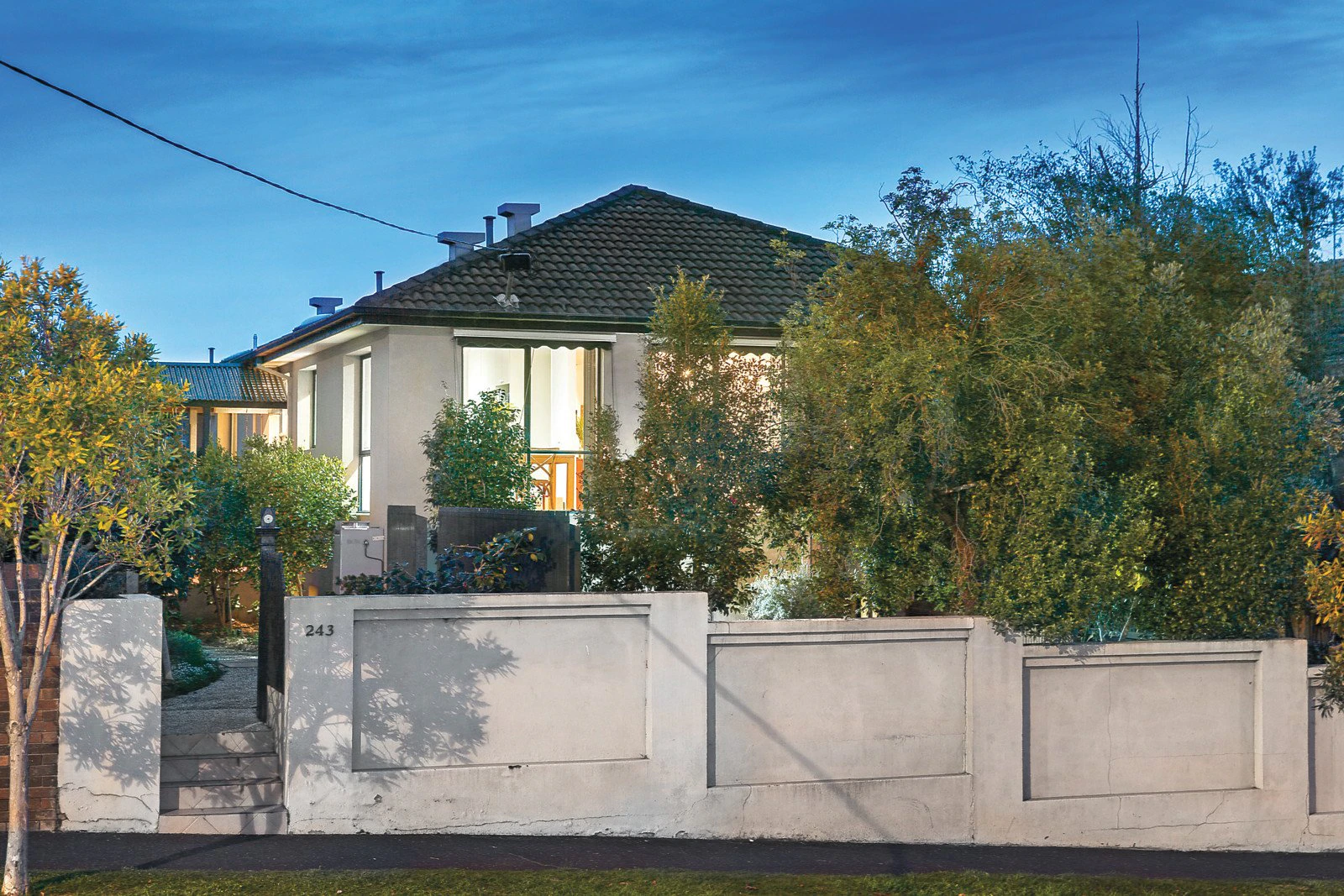 1/243 Burke Road, Glen Iris, VIC