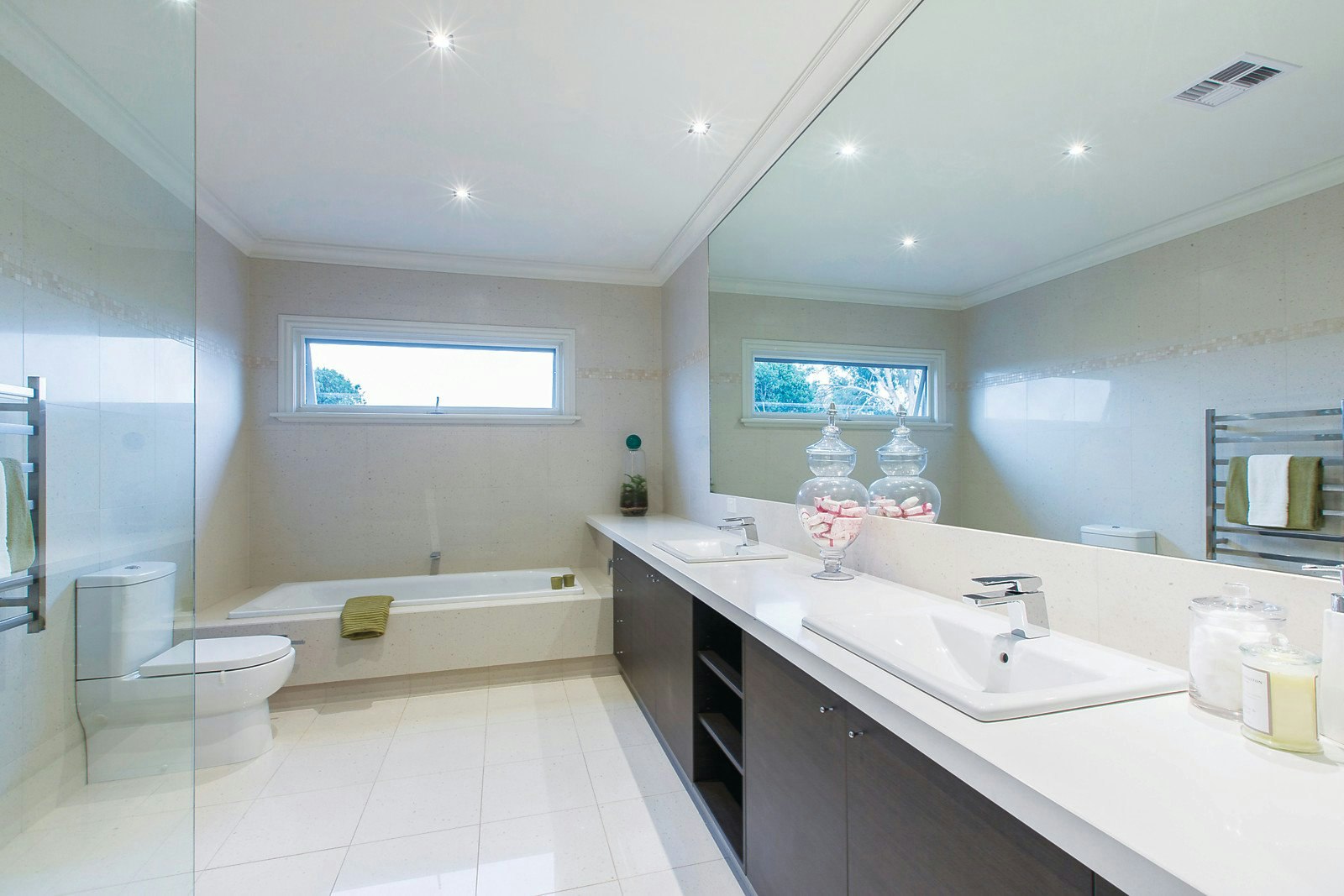 18 Wandsworth Road, Surrey Hills, VIC