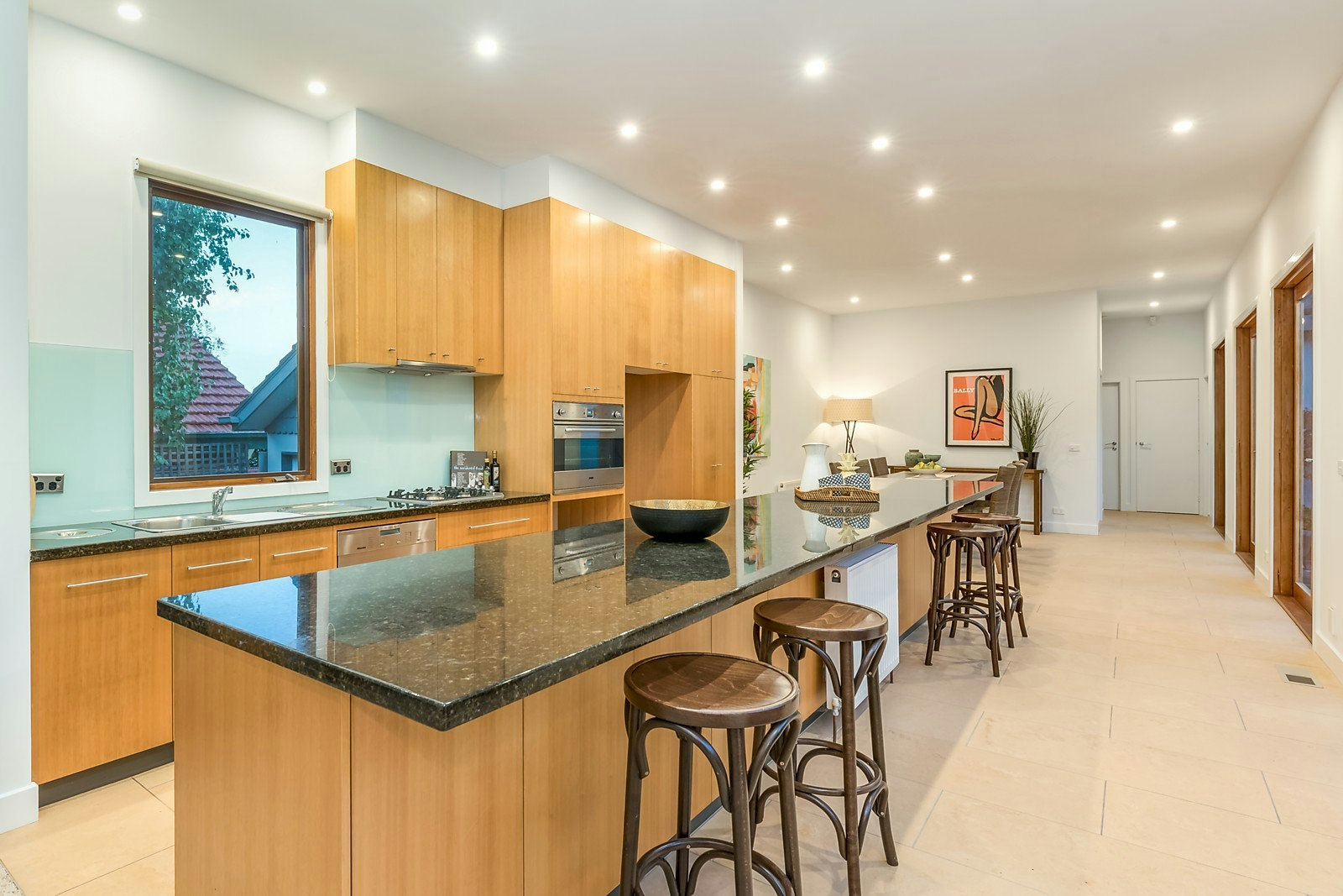 8 Hassett Avenue, Canterbury, VIC