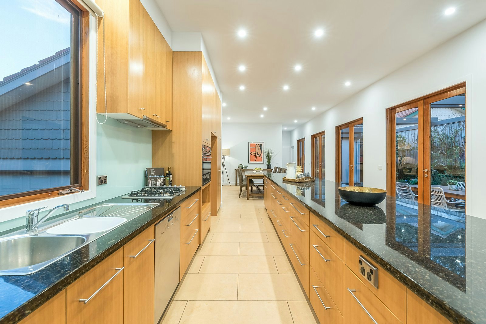 8 Hassett Avenue, Canterbury, VIC