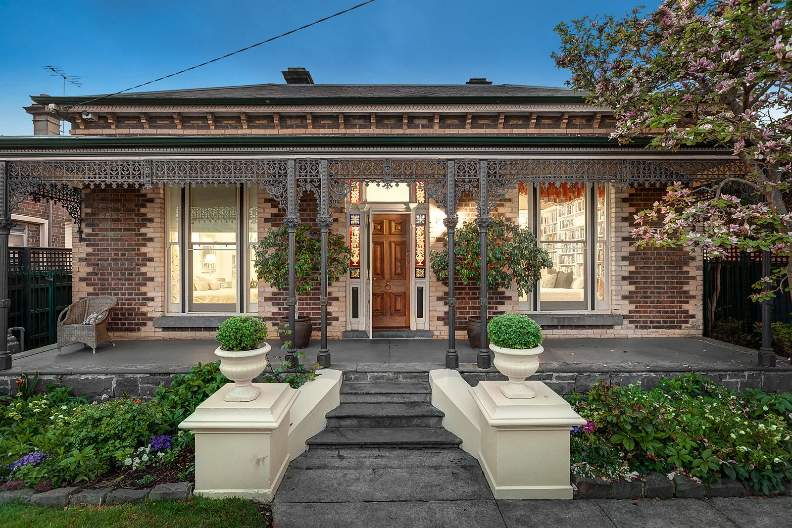 37 Fernhurst Grove, Kew, VIC
