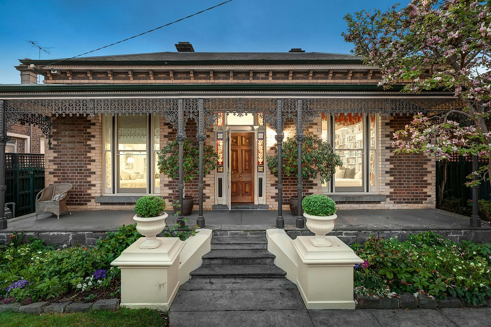 37 Fernhurst Grove, Kew, VIC