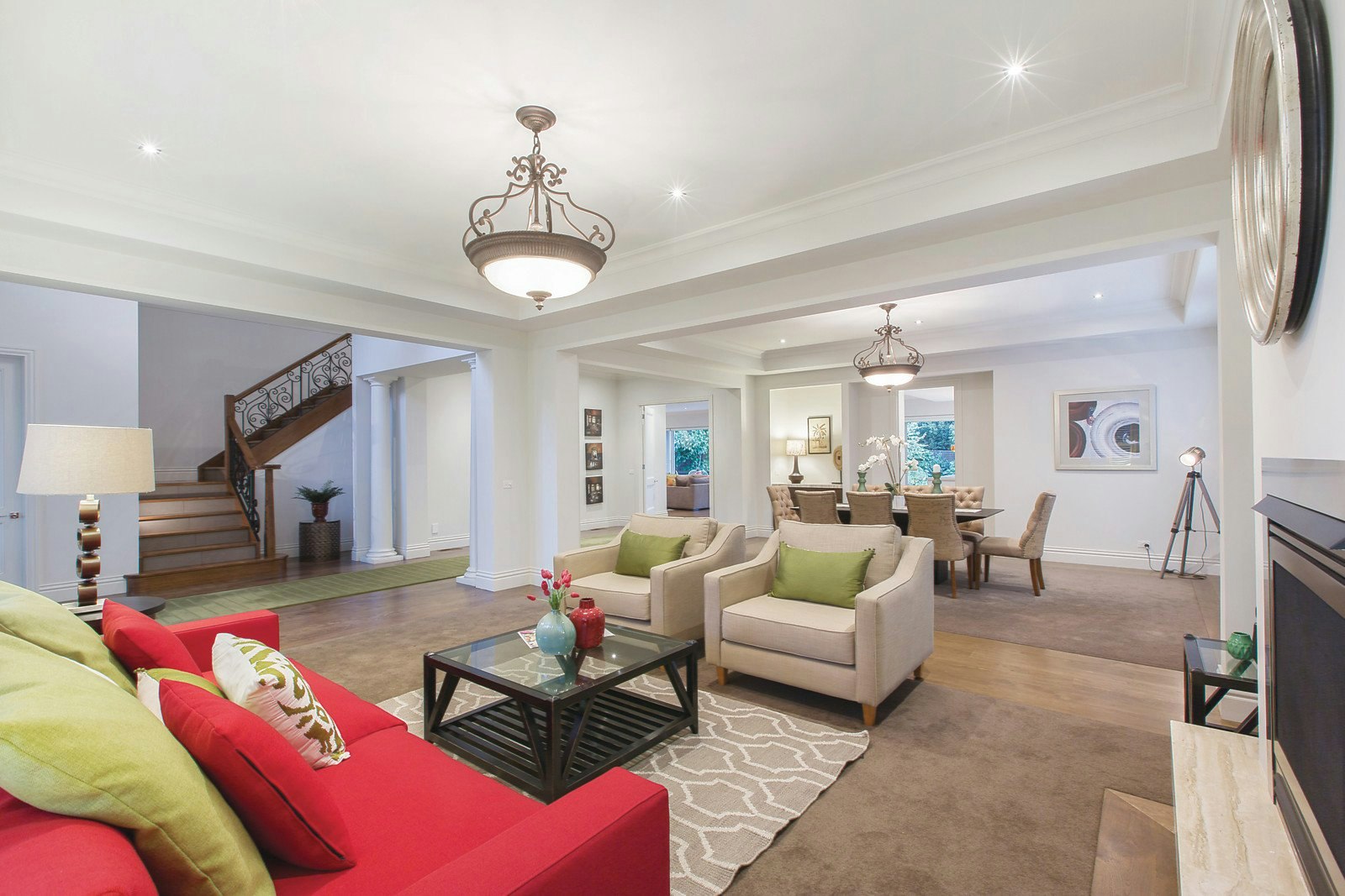 18 Wandsworth Road, Surrey Hills, VIC