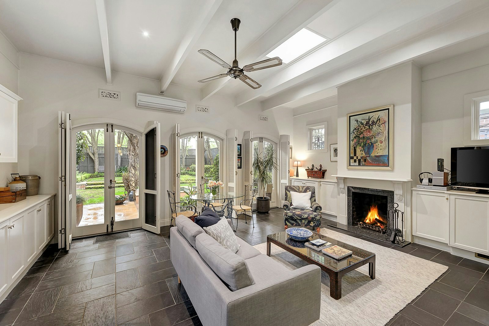 37 Fernhurst Grove, Kew, VIC