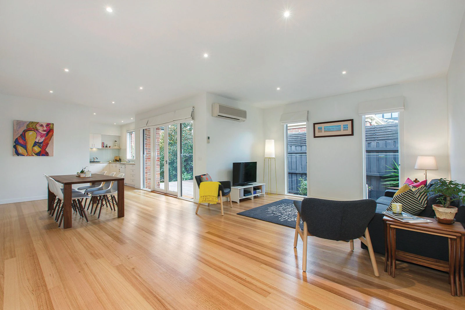2/24 Hawthorn Avenue, Caulfield North, VIC