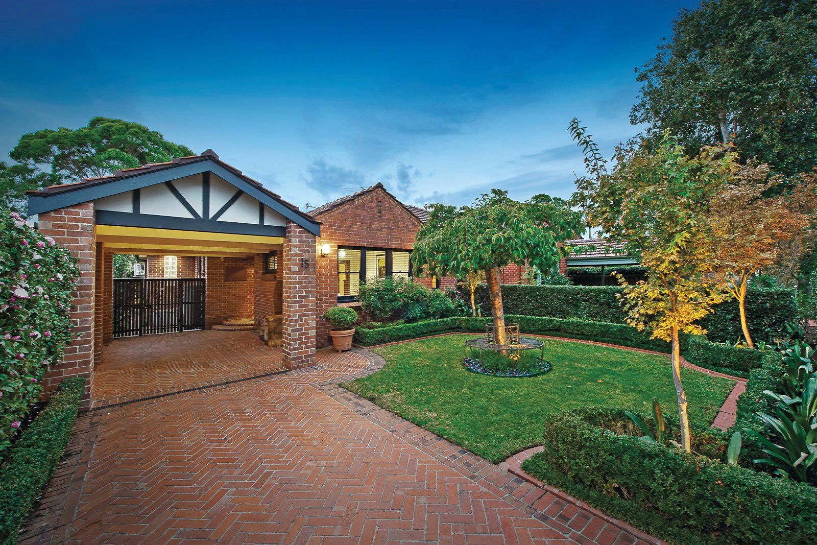 15 Binnie Street, Brighton East, VIC