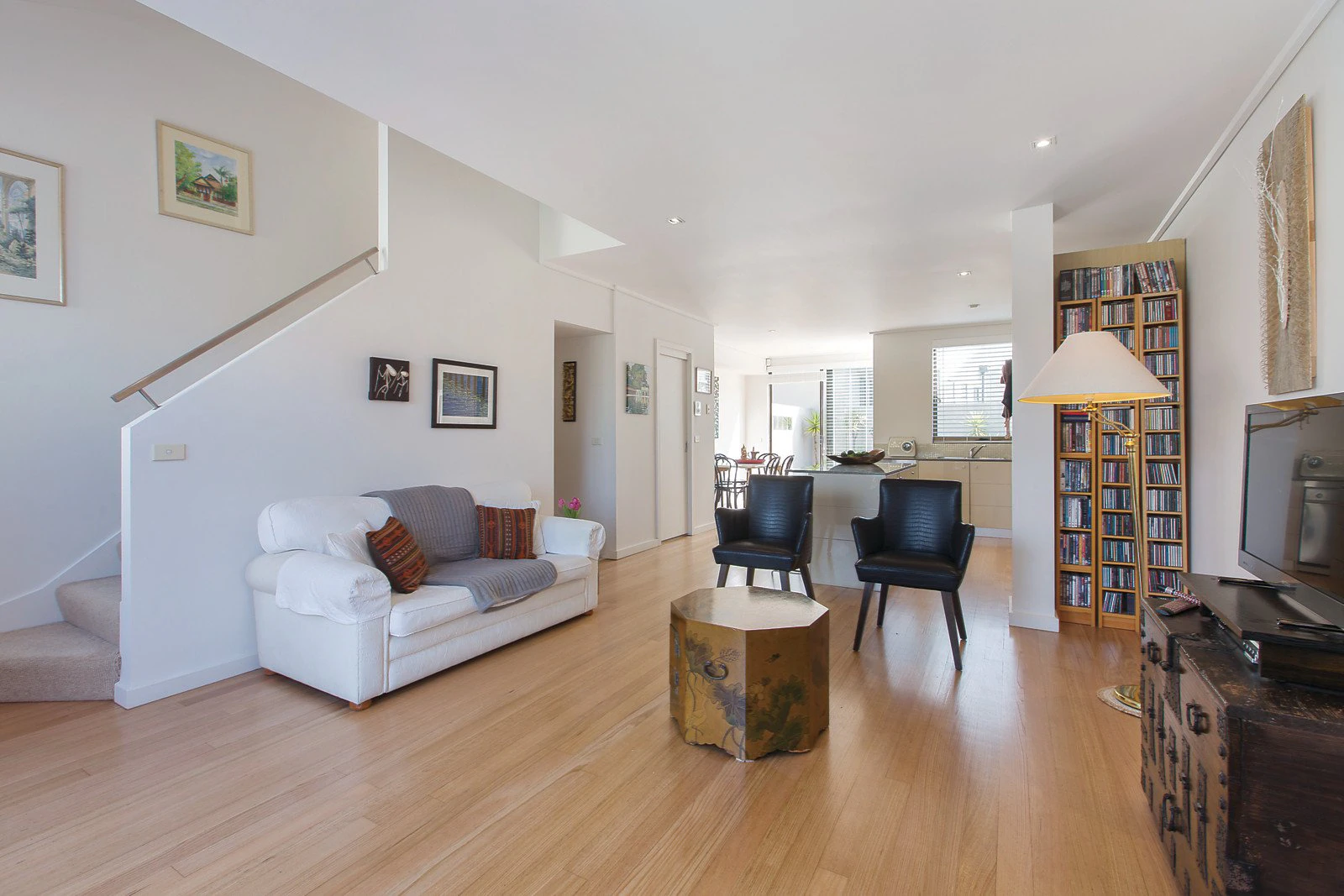 2/97 Cruikshank Street, Port Melbourne, VIC