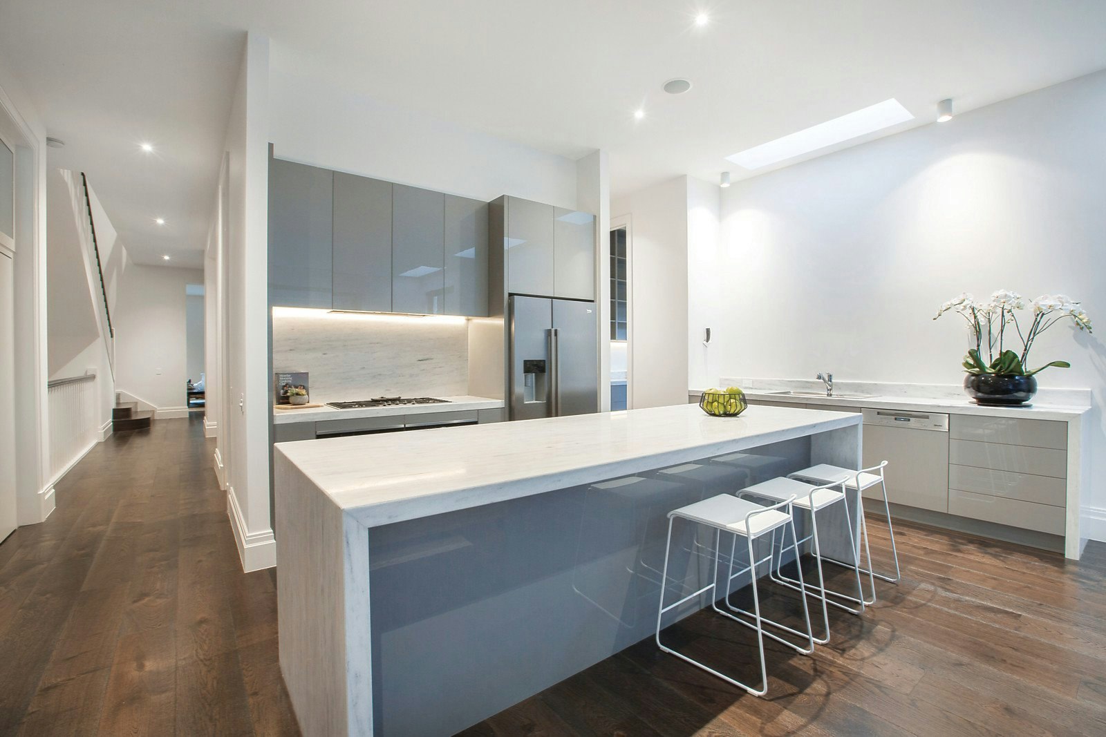 9 Lisbuoy Court, Toorak, VIC