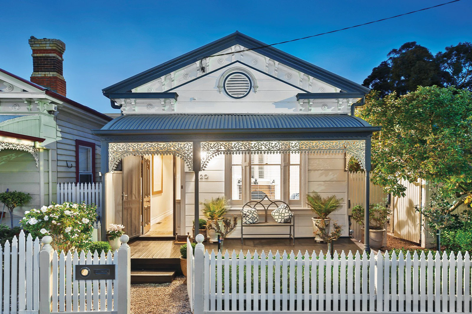20 Cambridge Street, Armadale, VIC