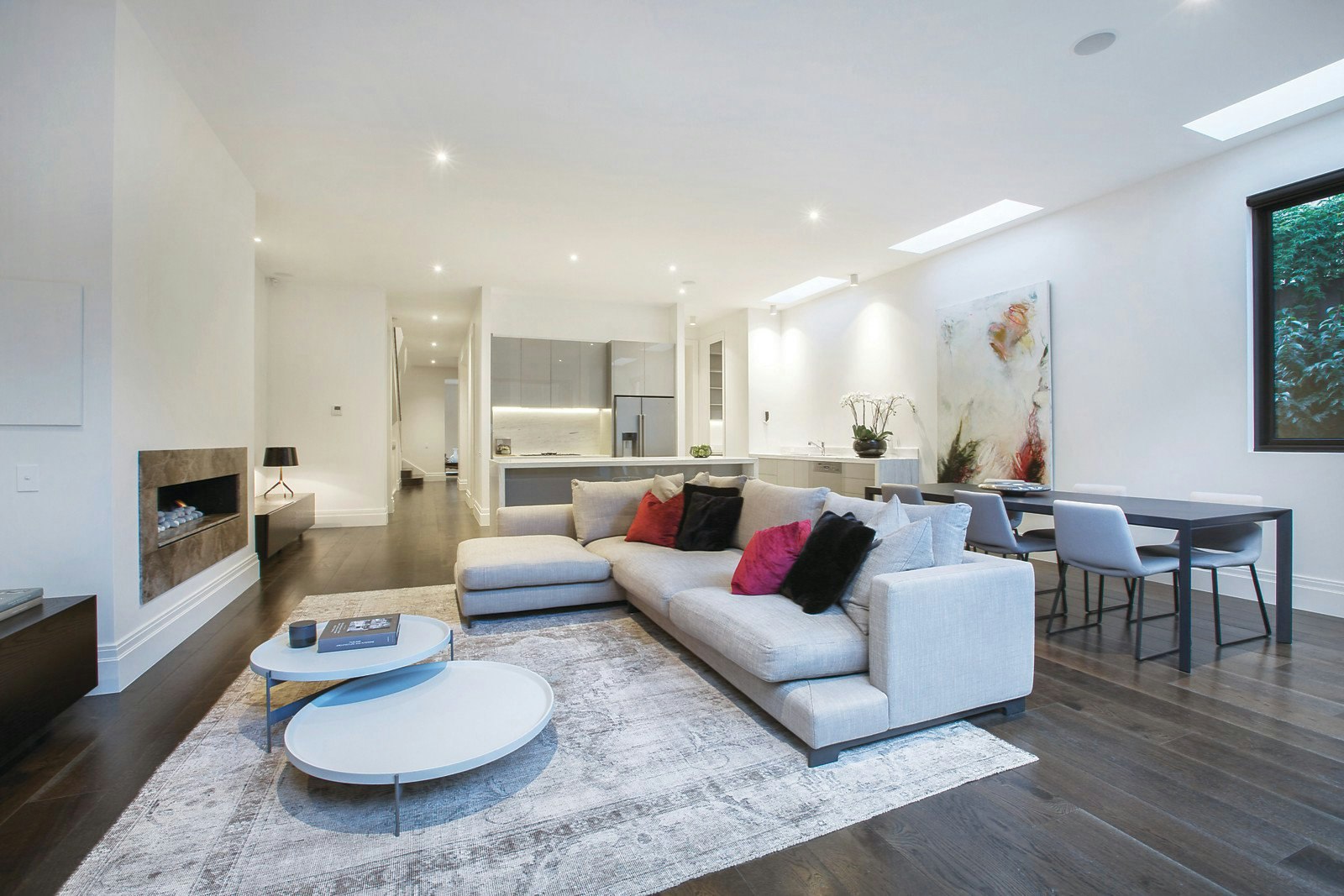 9 Lisbuoy Court, Toorak, VIC