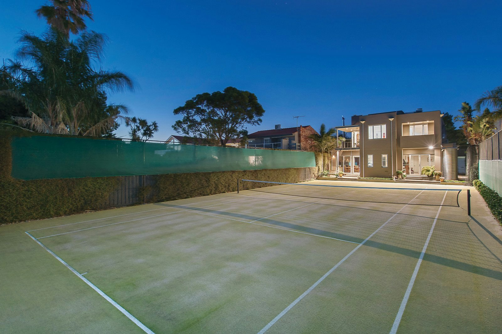 16 Holyrood Street, Hampton, VIC