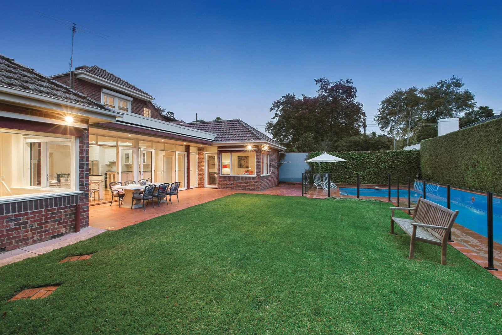 64 The Boulevard, Balwyn North, VIC
