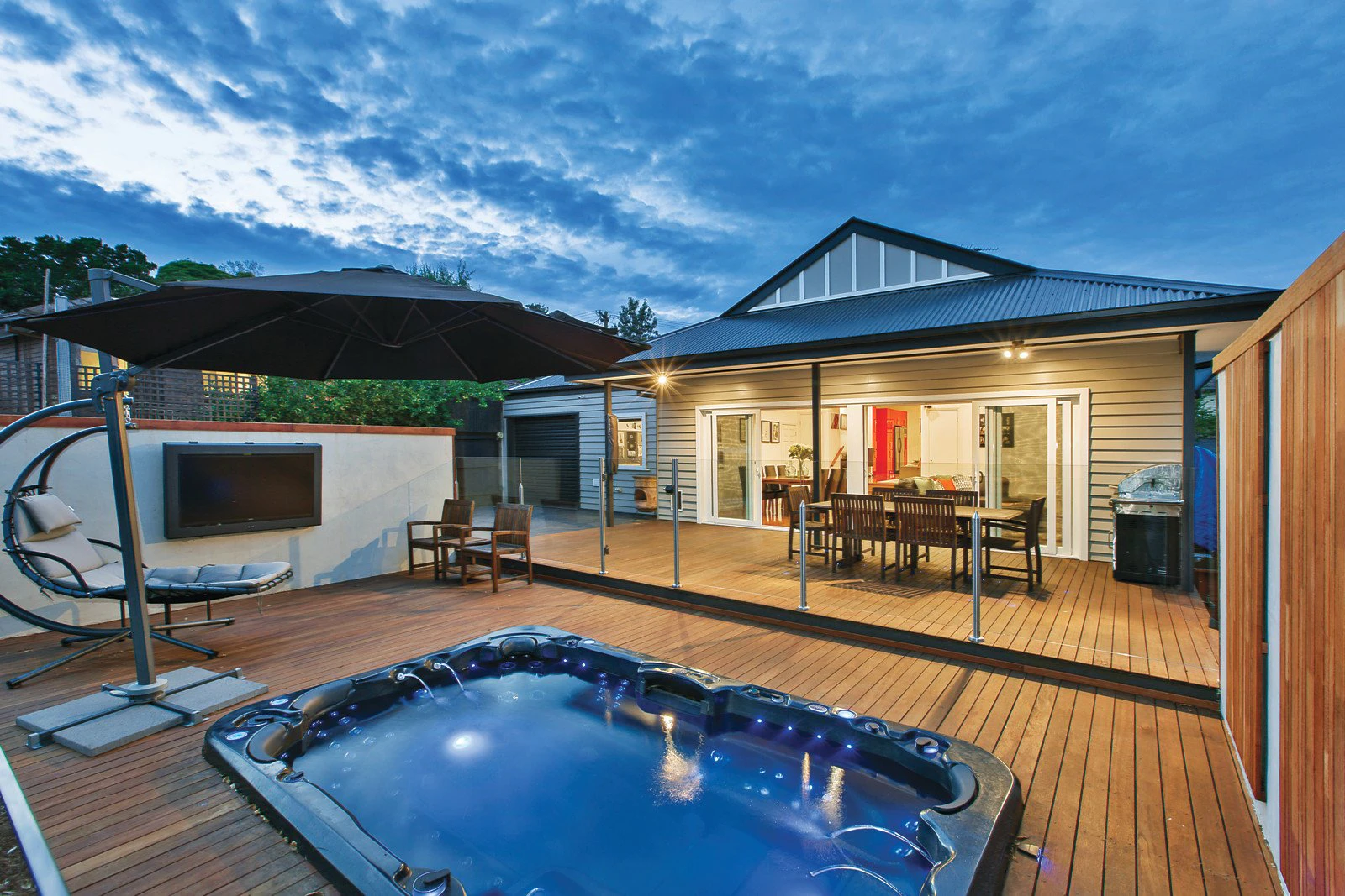 10 Arnott Street, Mont Albert North, VIC