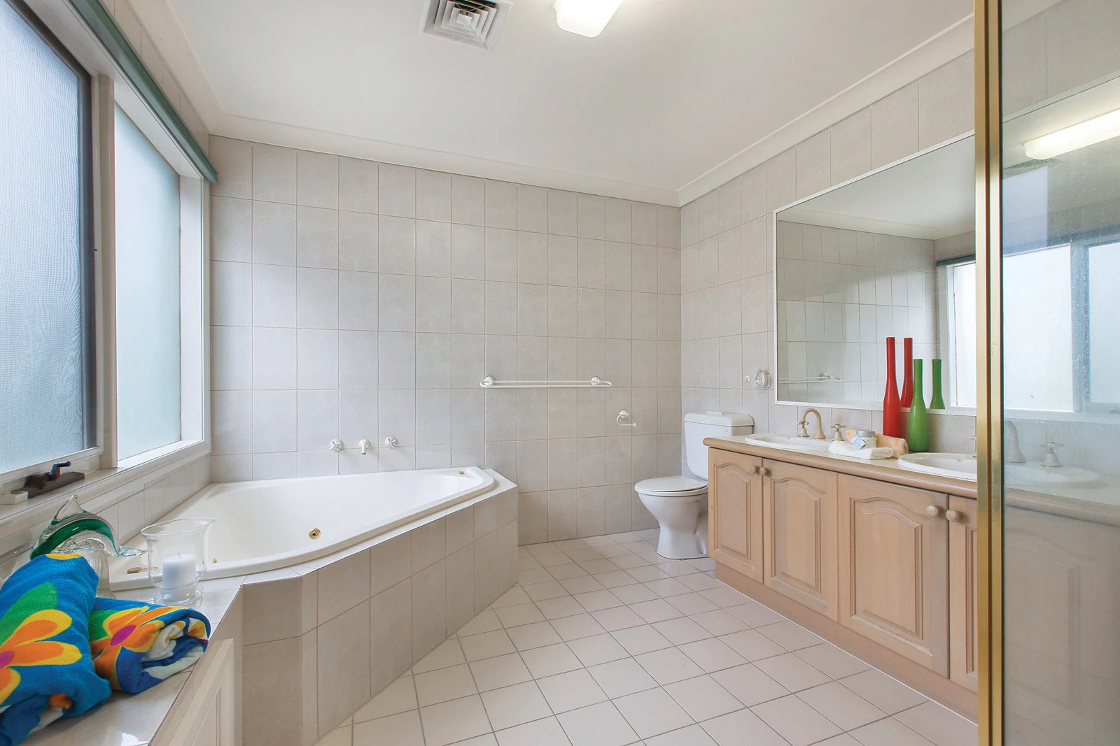 65 Rowell Avenue, Camberwell, VIC