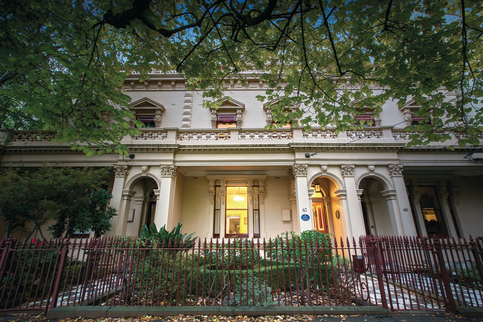 47 Howe Crescent, South Melbourne, VIC