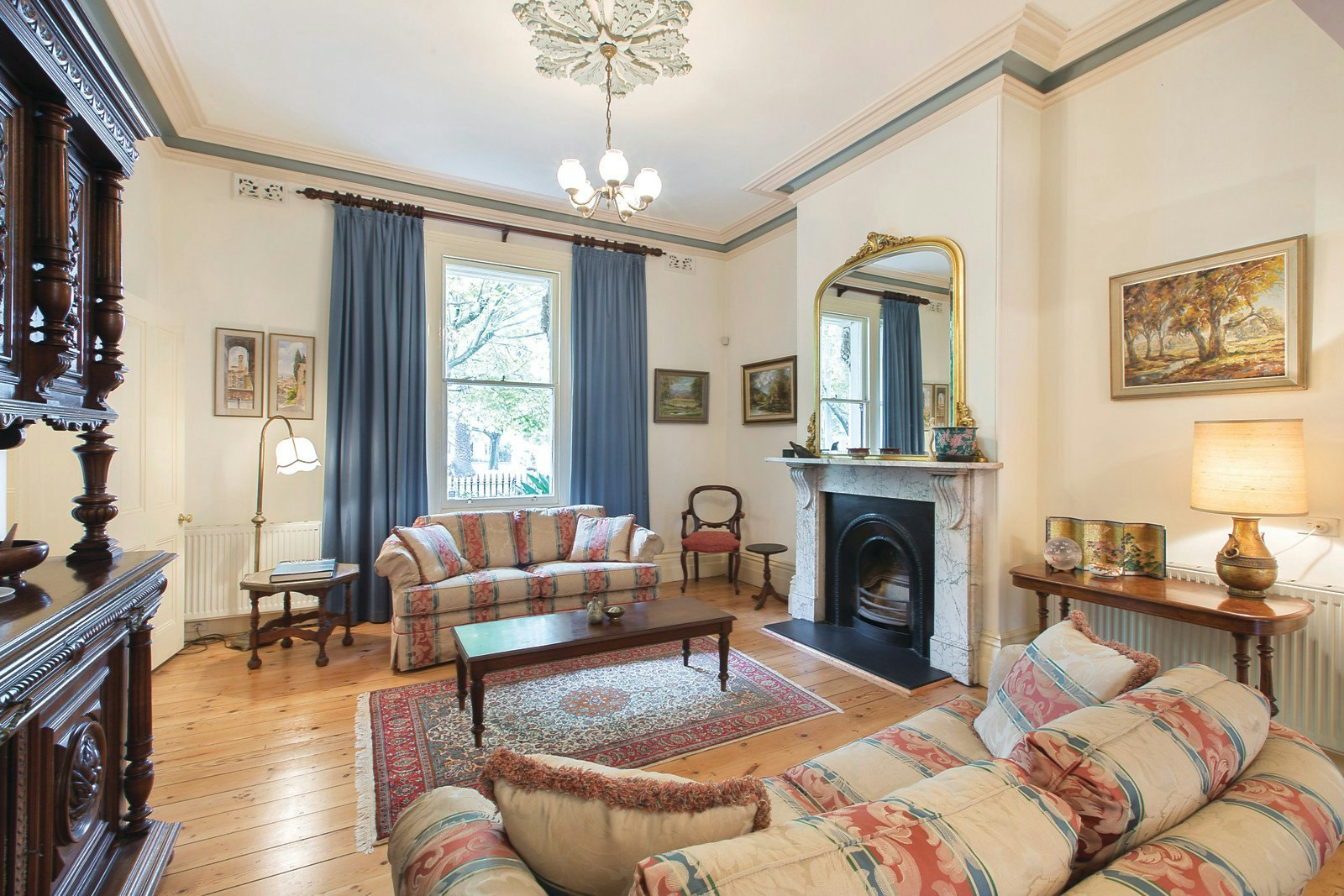 47 Howe Crescent, South Melbourne, VIC