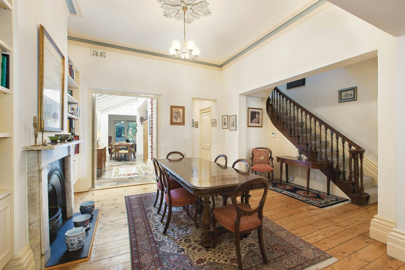 47 Howe Crescent, South Melbourne, VIC