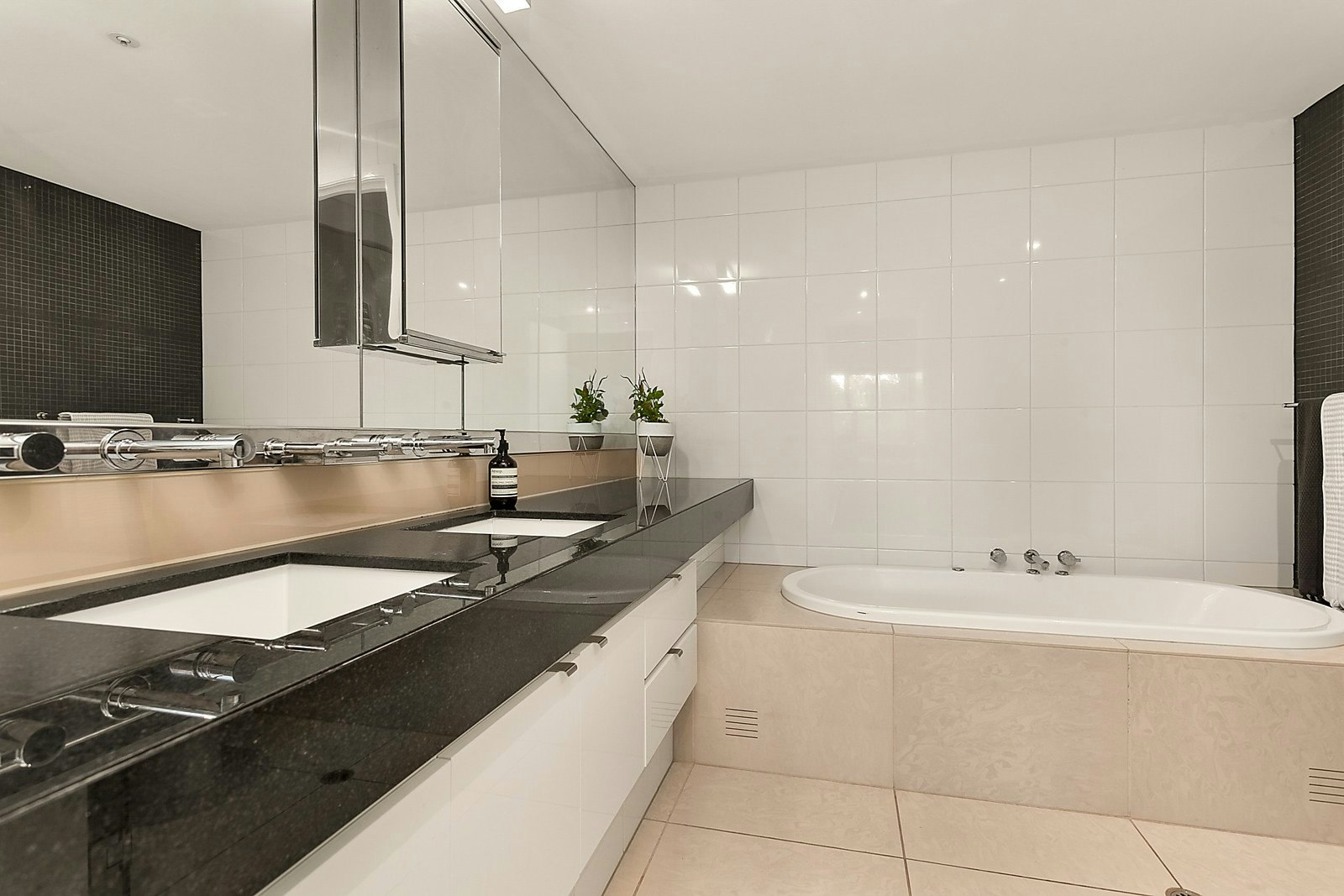 416/250 St Kilda Road, Melbourne, VIC