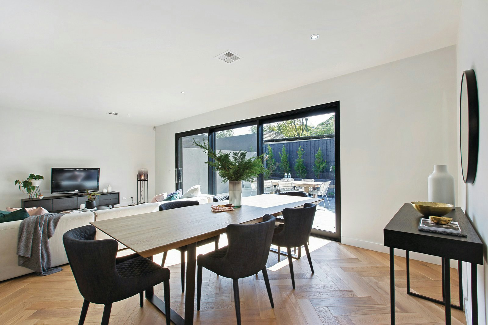 6 Clonarg Street, Glen Iris, VIC