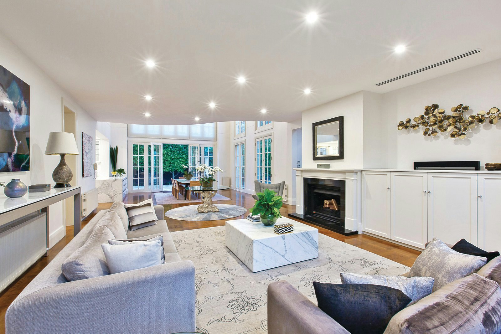 11 Maple Grove, Toorak, VIC