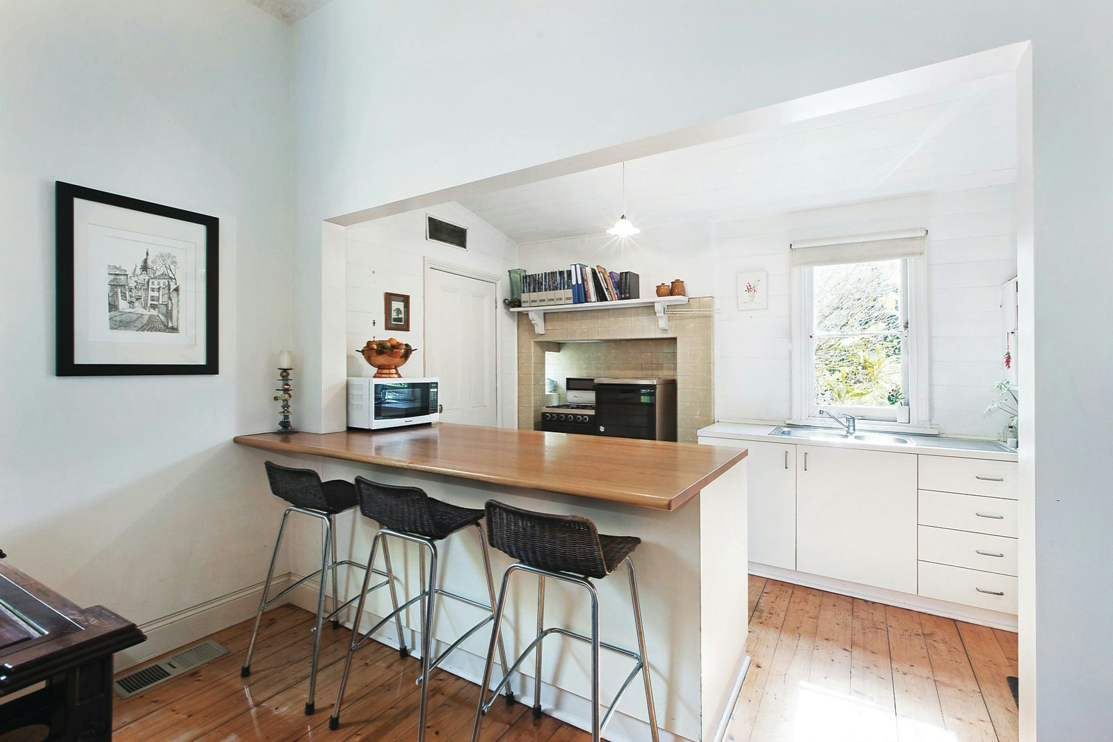 17 View Street, Canterbury, VIC