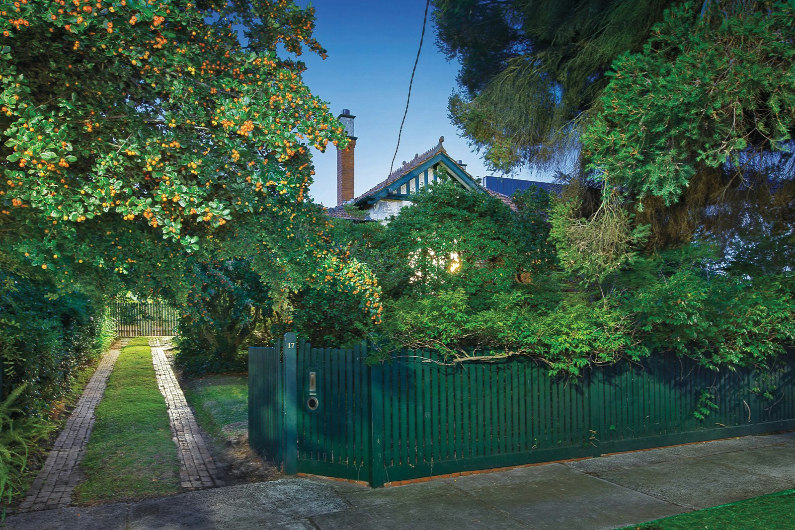 17 View Street, Canterbury, VIC