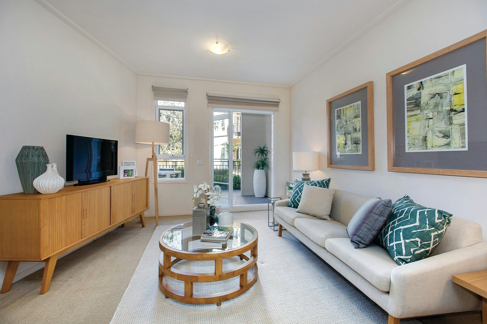 16/6 Graham Street, Port Melbourne, VIC