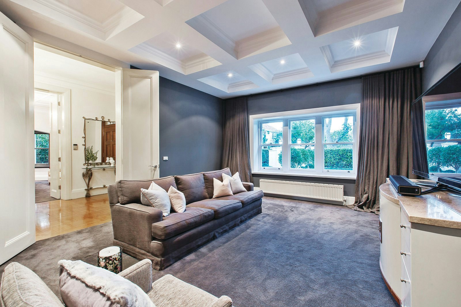 11 Maple Grove, Toorak, VIC