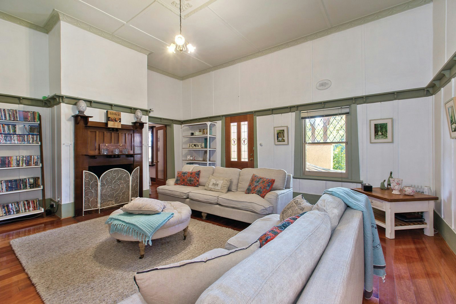 6A Thistle Street, Surrey Hills, VIC