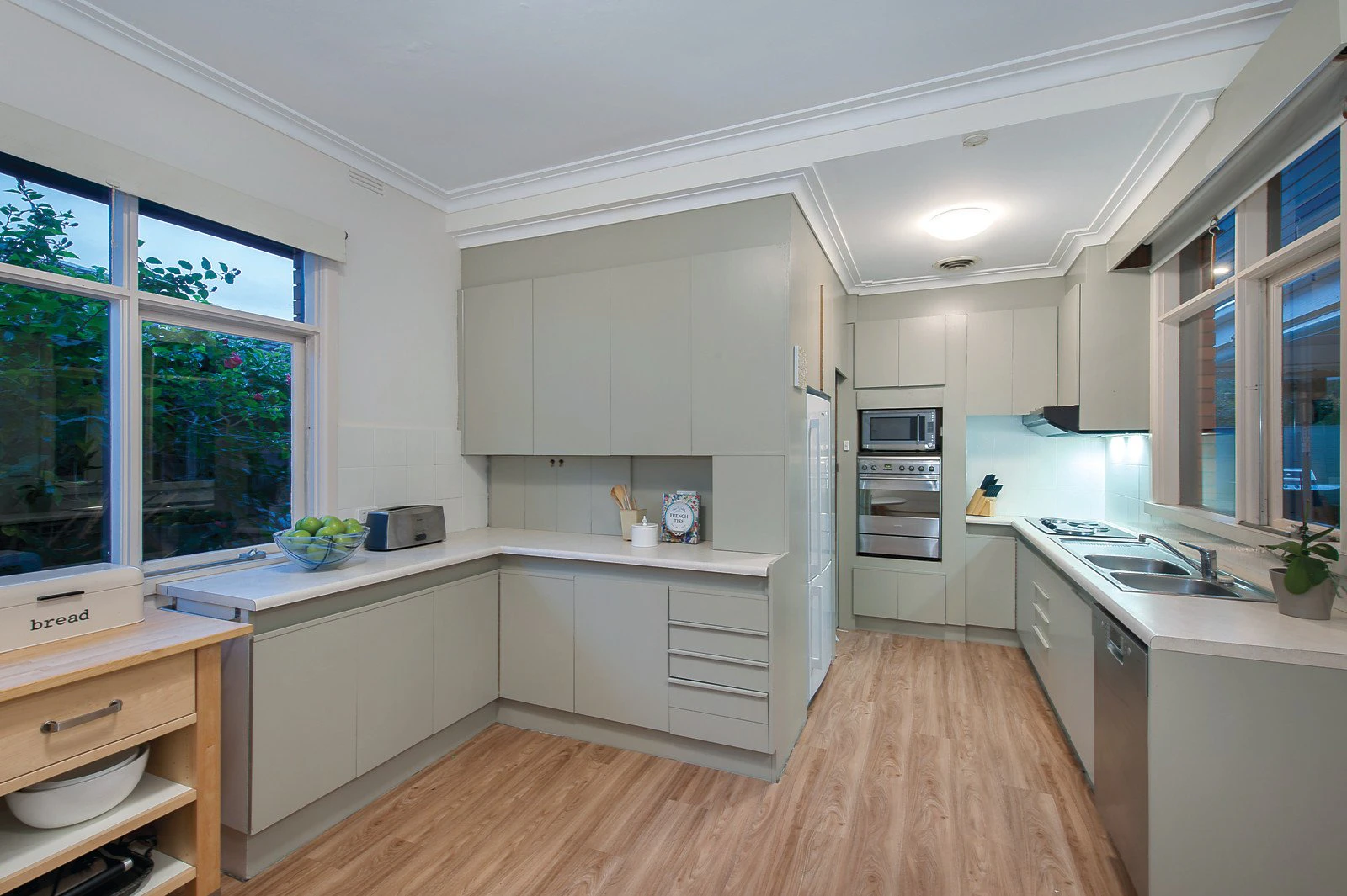 9 Thomas Street, Hampton, VIC