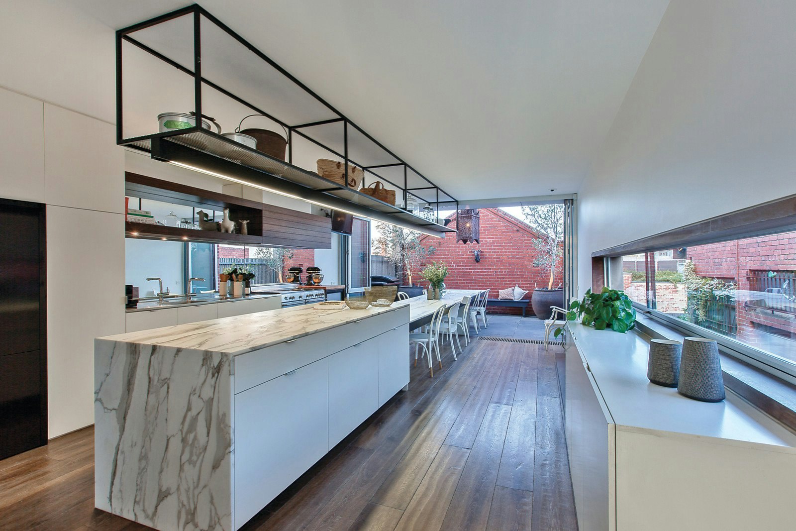 18 Chandlers Road, Malvern, VIC