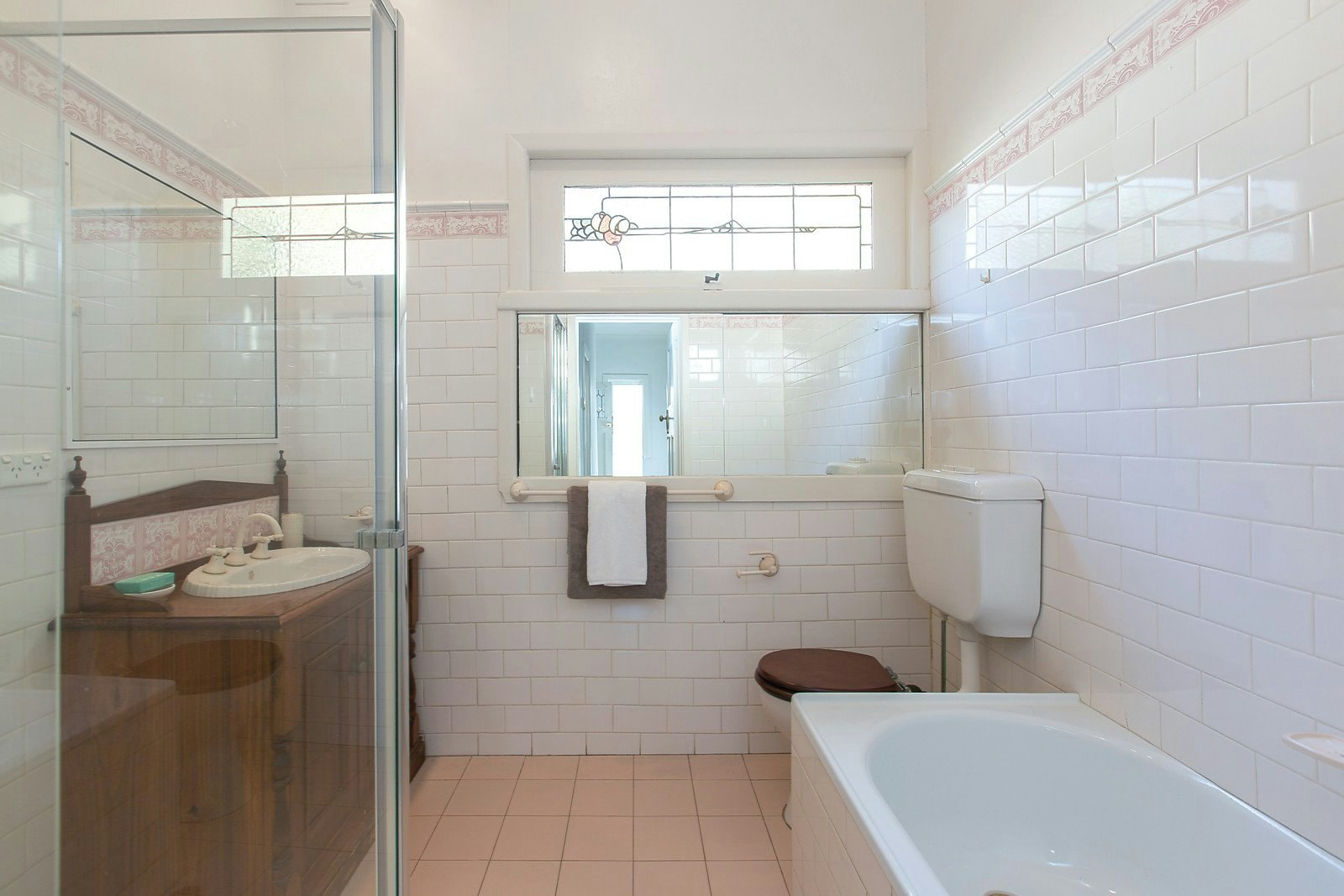 28 Martin Road, Glen Iris, VIC