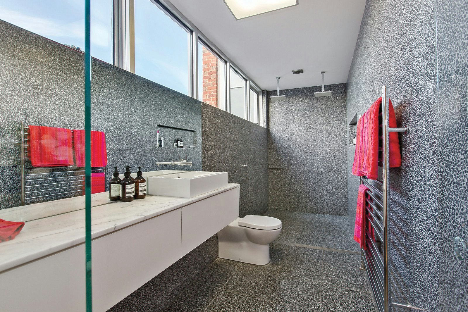 18 Chandlers Road, Malvern, VIC