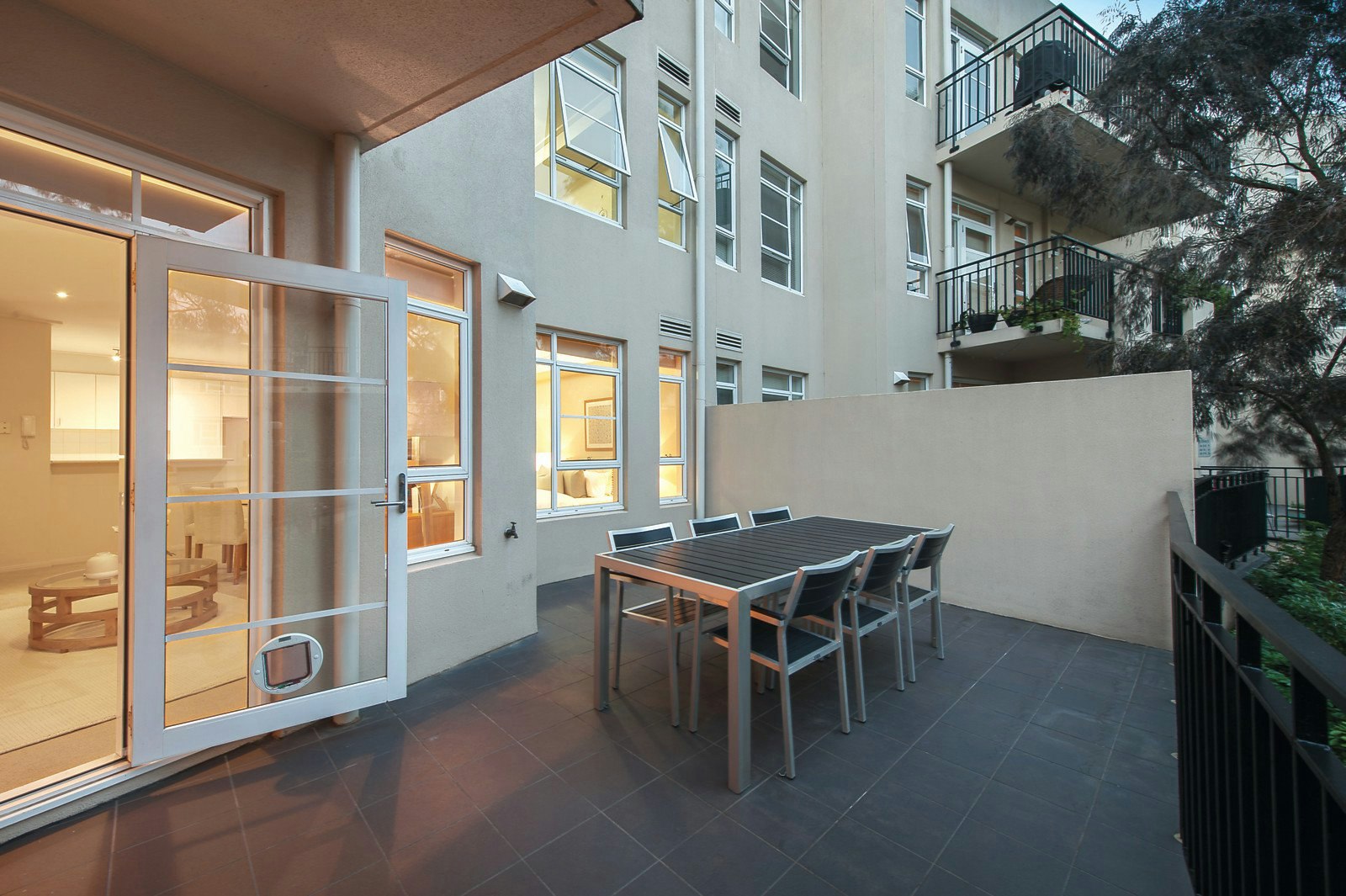 16/6 Graham Street, Port Melbourne, VIC