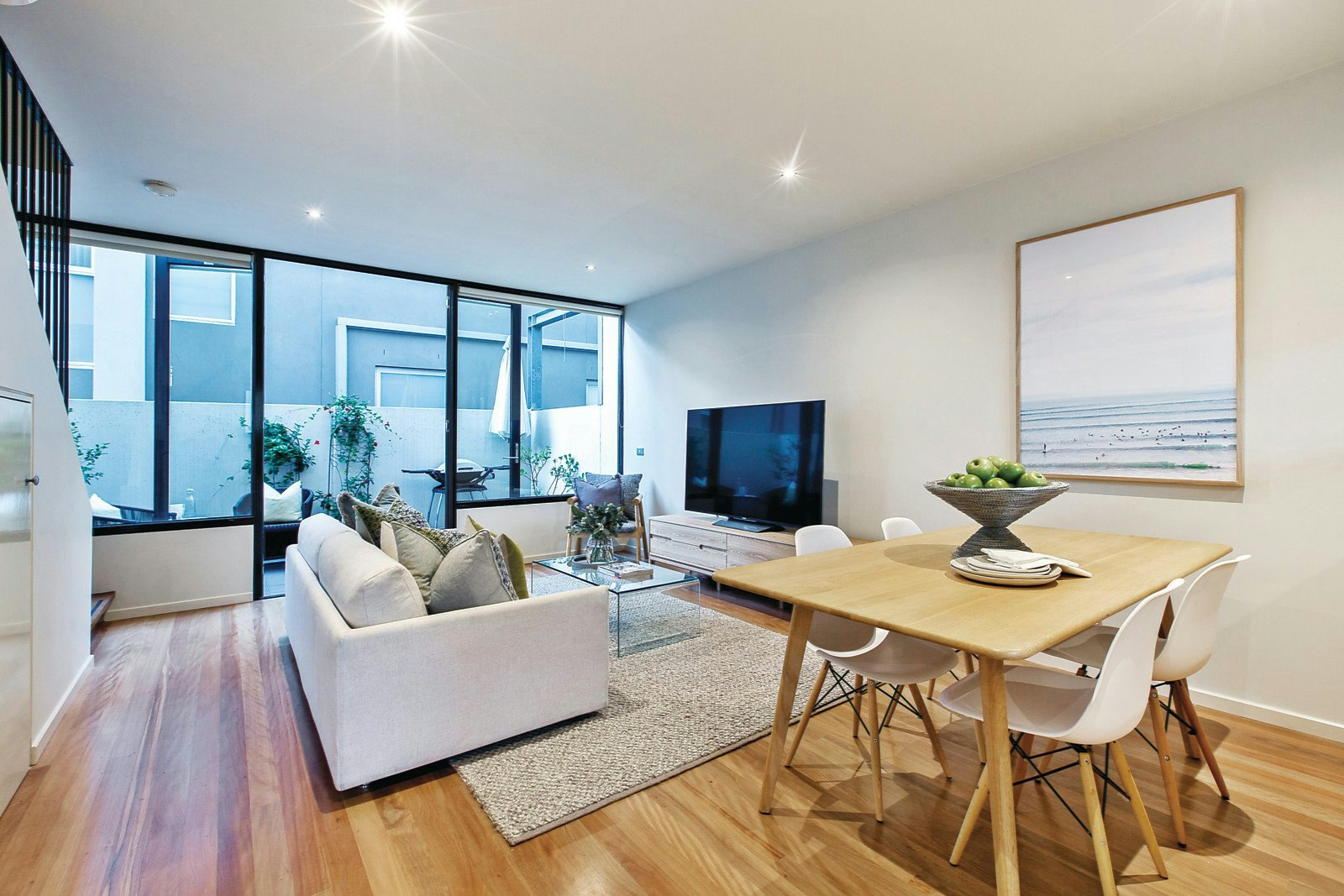 24b Dow Street, South Melbourne, VIC